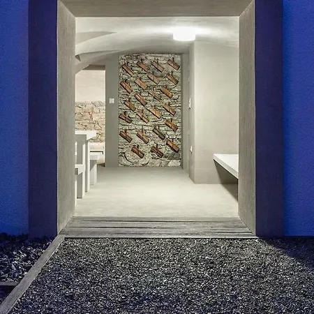 Niczky-apartman Apartment *